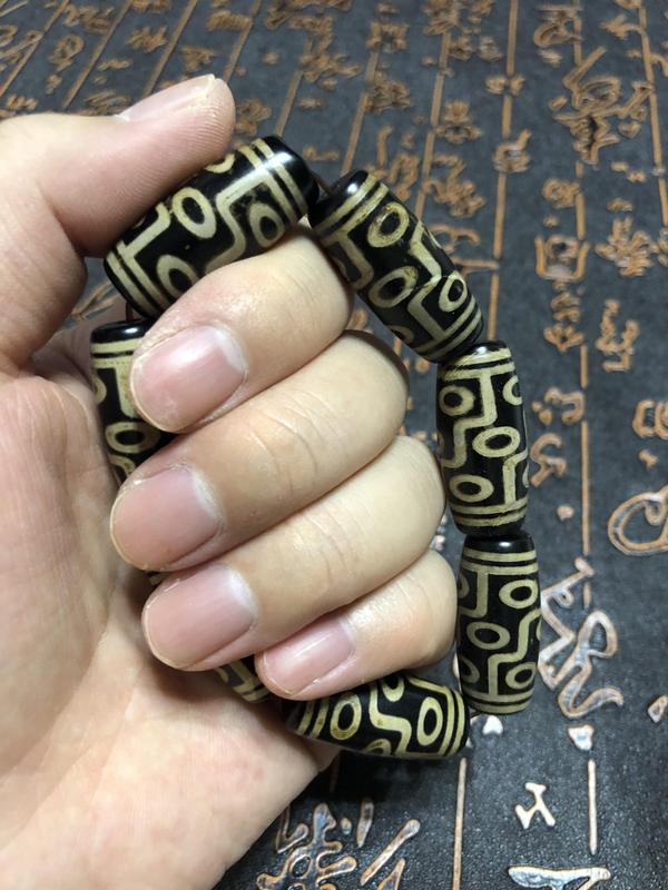 古玩玉器精品瑪瑙鑲蝕工藝珠手串拍賣,當(dāng)前價(jià)格225元