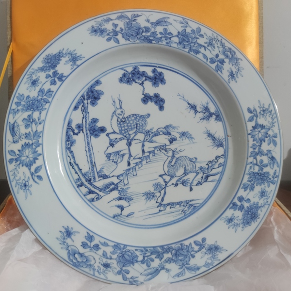 古玩陶瓷清早期青花鹿紋大盤拍賣,當前價格26000元