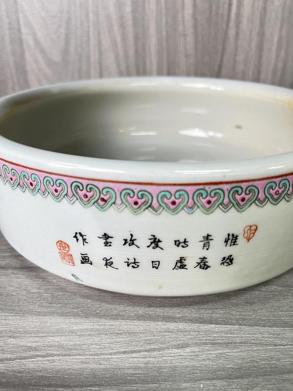 古玩陶瓷粉彩仕女人物水洗(極品文房器)拍賣,當前價格500元