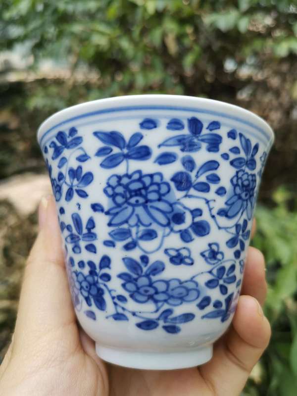 古玩陶瓷【8591】清康熙 青花花卉紋仰鐘杯拍賣,當前價格3650元