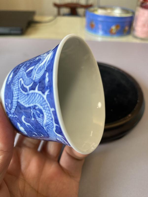 古玩陶瓷青花留白雙龍戲珠紋杯拍賣,當(dāng)前價(jià)格2280元