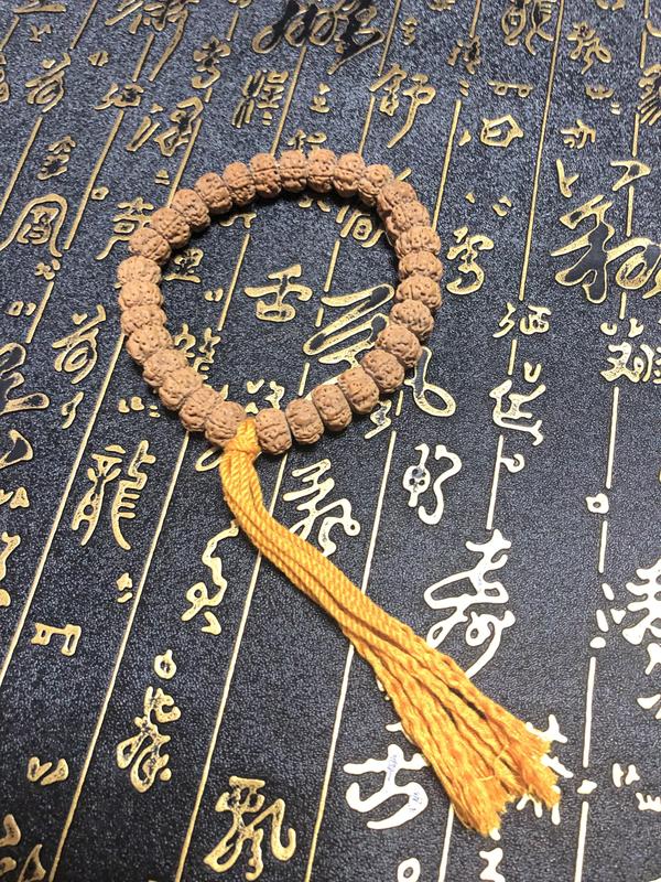 古玩玉器精品天然金剛菩提手持拍賣,當(dāng)前價格55元