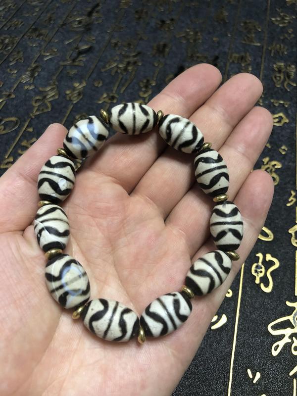 古玩玉器精品瑪瑙工藝天珠搭配手串拍賣,當前價格48元
