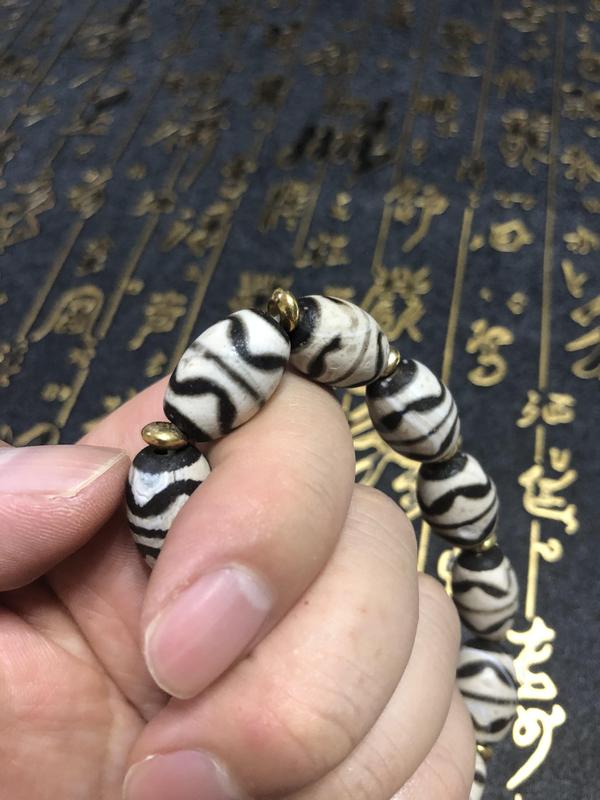 古玩玉器精品瑪瑙工藝天珠搭配手串拍賣,當前價格48元