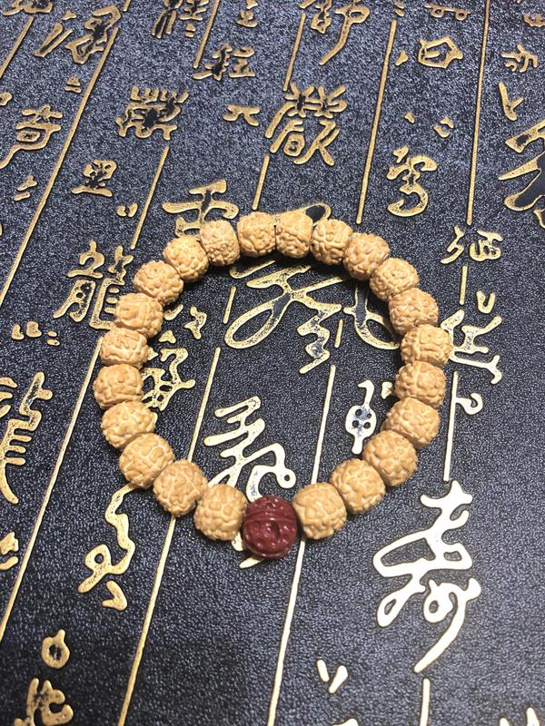 古玩轉(zhuǎn)賣精品天然金剛菩提手串拍賣，當(dāng)前價格8800元