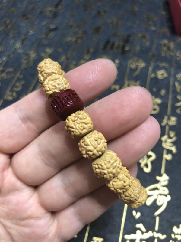 古玩玉器精品天然金剛菩提手串拍賣(mài)，當(dāng)前價(jià)格0元