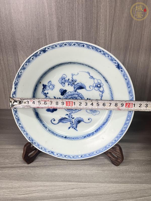古玩陶瓷清早·青花花卉紋盤真品鑒賞圖