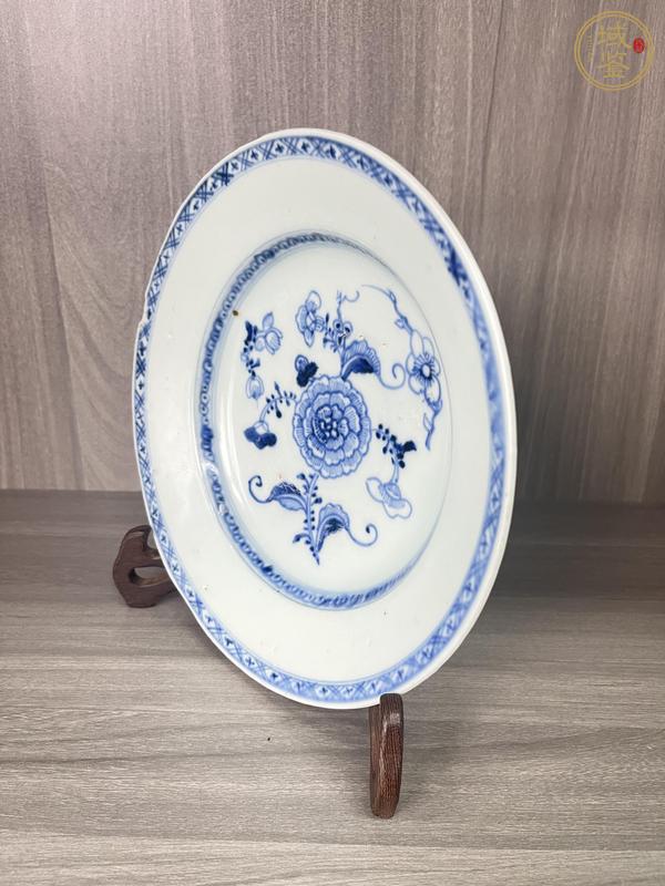 古玩陶瓷清早·青花花卉紋盤真品鑒賞圖