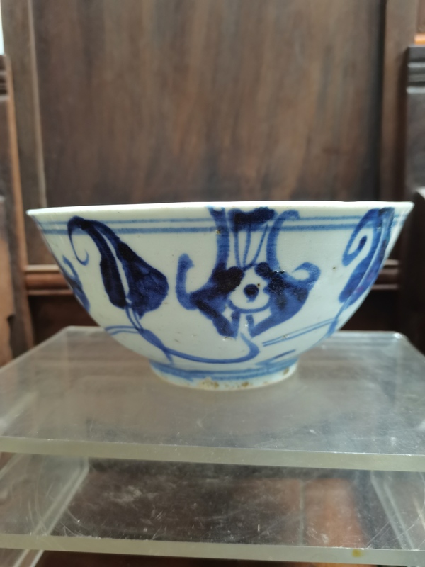 古玩陶瓷青花玉蘭花卉紋碗拍賣,當前價格3888元