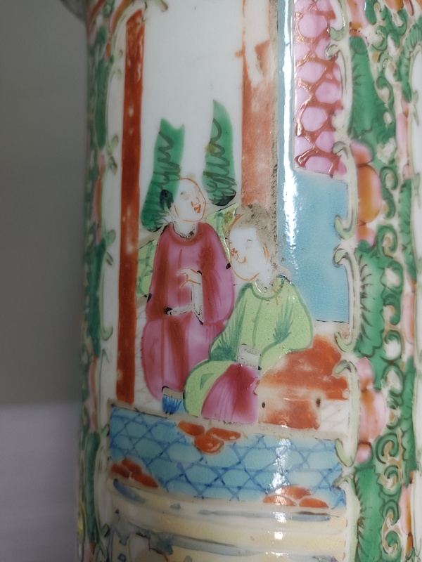 古玩陶瓷開窗花卉人物描金大花觚拍賣,當前價格2800元