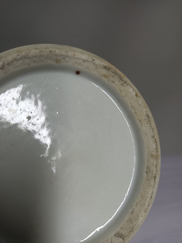 古玩陶瓷開窗花卉人物描金大花觚拍賣,當前價格2800元