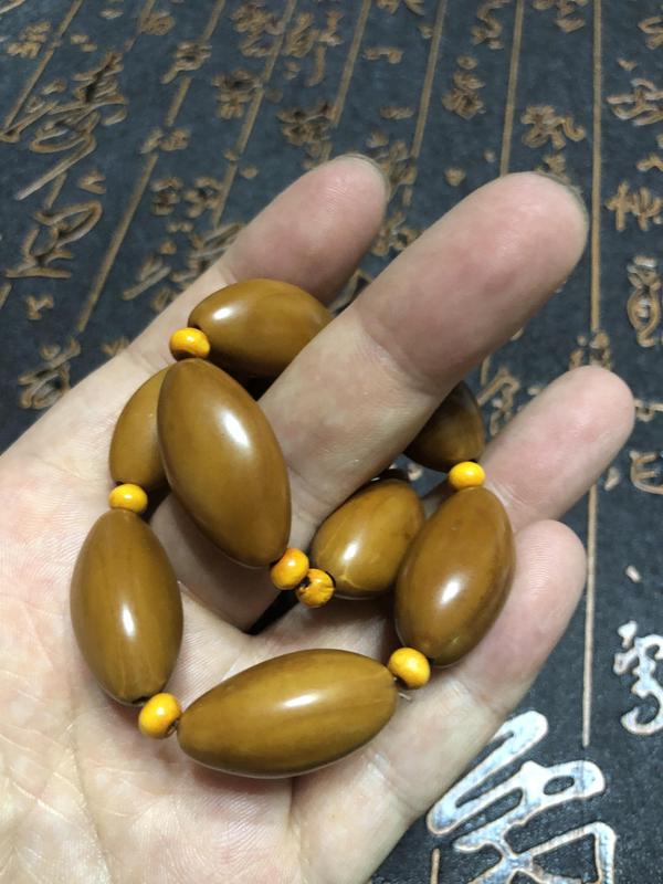 古玩玉器精品天然橄欖核雕手串拍賣,當(dāng)前價(jià)格66元