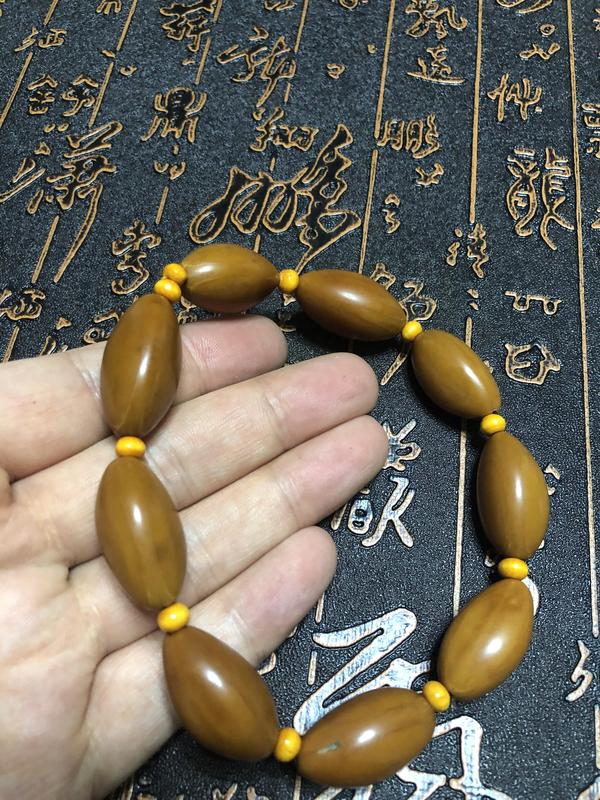 古玩玉器精品天然橄欖核雕手串拍賣,當(dāng)前價(jià)格66元