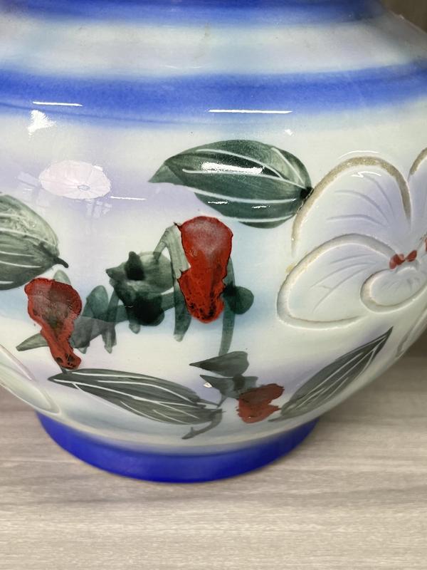 古玩陶瓷青花加彩刻繪花卉紋賞瓶拍賣,當(dāng)前價(jià)格600元