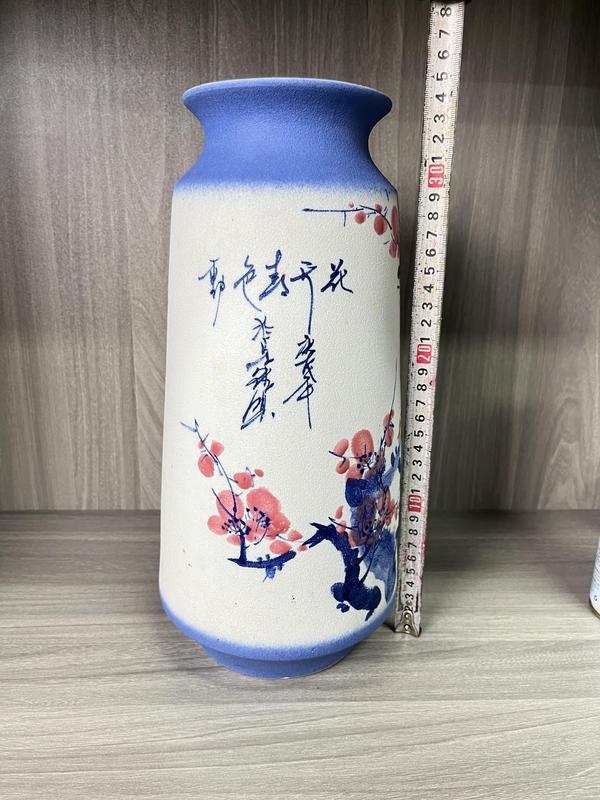 古玩陶瓷藍(lán)釉彩繪花鳥紋賞瓶拍賣，當(dāng)前價(jià)格390元