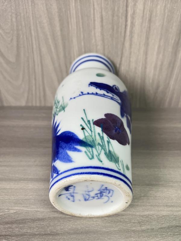 古玩陶瓷青花加彩魚藻紋賞瓶(李苦禪筆意)拍賣,當(dāng)前價(jià)格280元