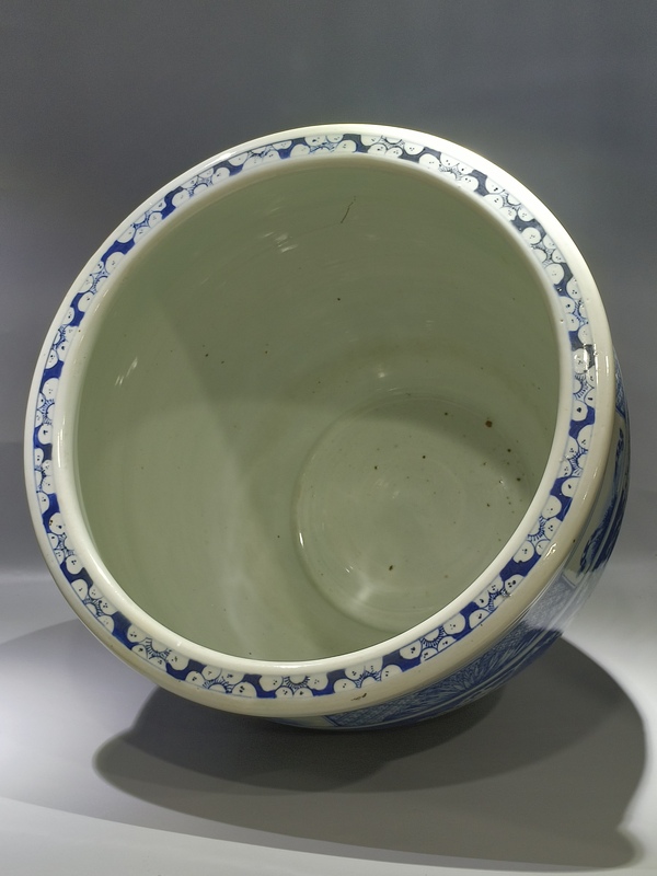 古玩陶瓷(已實(shí)物鑒真)晚清·青花冰梅-開窗魚紋-卷缸拍賣,當(dāng)前價(jià)格20779元