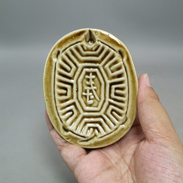 古玩陶瓷民國醬釉壽字紋模具拍賣,當(dāng)前價(jià)格298元