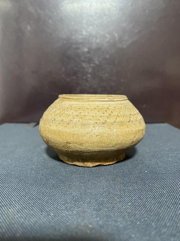 古玩陶瓷宋,黃釉水盂拍賣,當前價格1150元