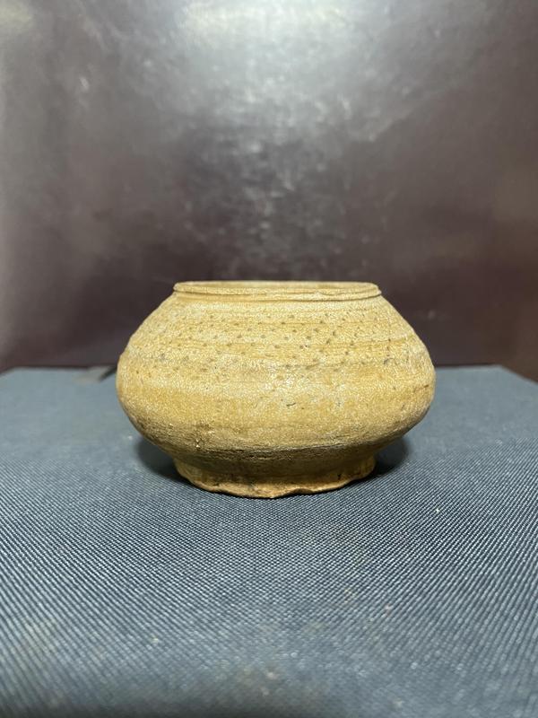 古玩陶瓷宋,黃釉水盂拍賣,當前價格1150元