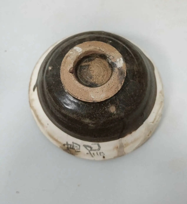 古玩陶瓷明代白覆輪碗拍賣,當前價格980元