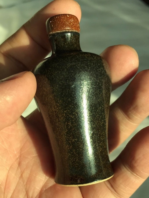 古玩陶瓷雍乾茶葉末釉煙壺拍賣,當前價格3500元