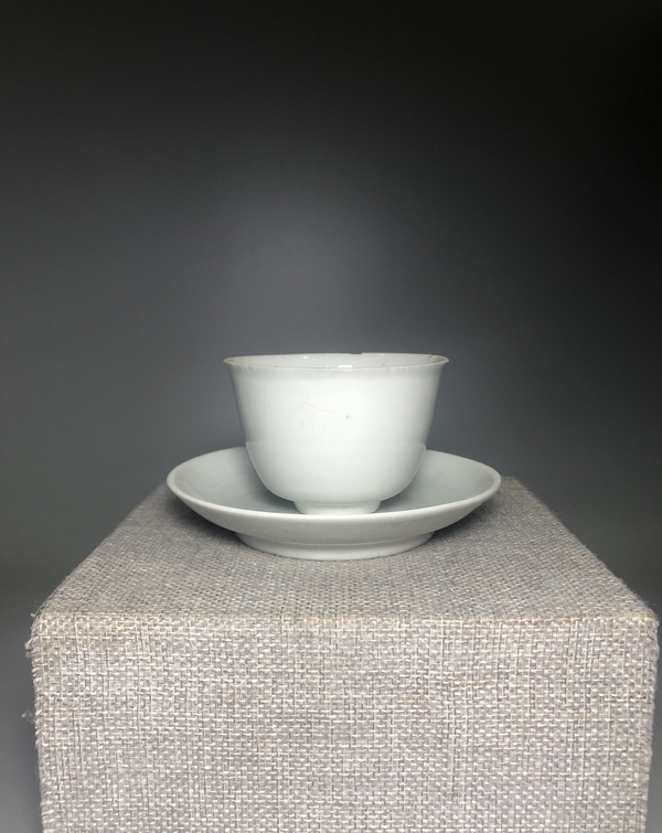 古玩陶瓷青白釉杯碟一套拍賣(mài),當(dāng)前價(jià)格0元