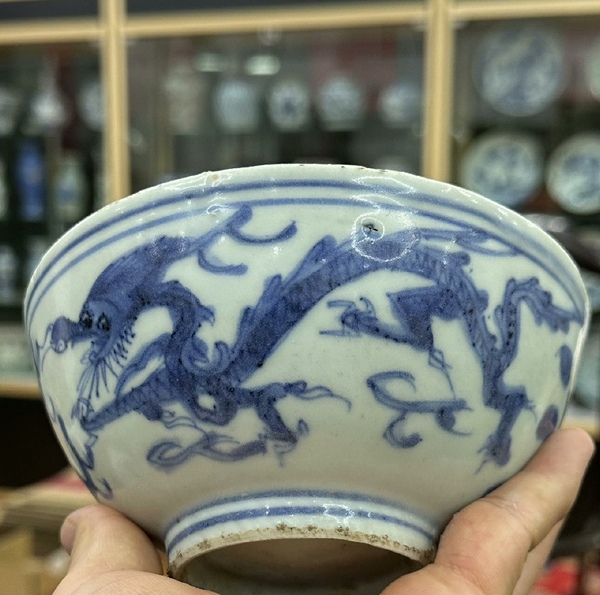 古玩陶瓷嘉靖青花龍鳳紋碗拍賣,當前價格12000元