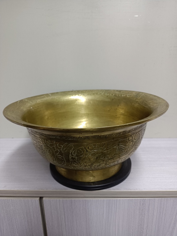古玩陶瓷龍紋折沿銅盆拍賣，當前價格16000元