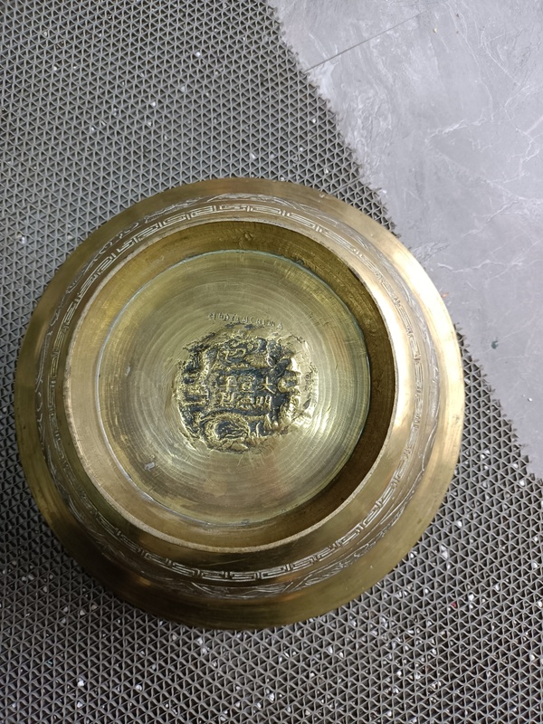 古玩陶瓷龍紋折沿銅盆拍賣，當前價格16000元