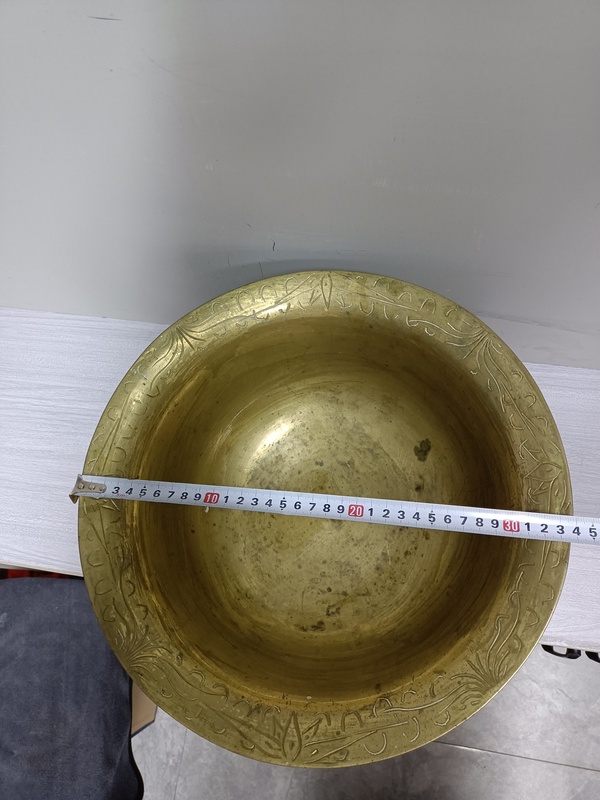 古玩陶瓷龍紋折沿銅盆拍賣，當前價格16000元