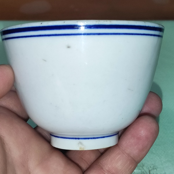 古玩陶瓷素雅青花雙邊線仰鐘杯三件拍賣，當前價格380元