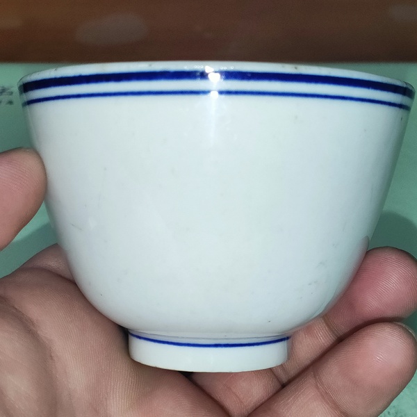 古玩陶瓷素雅青花雙邊線仰鐘杯三件拍賣，當前價格380元