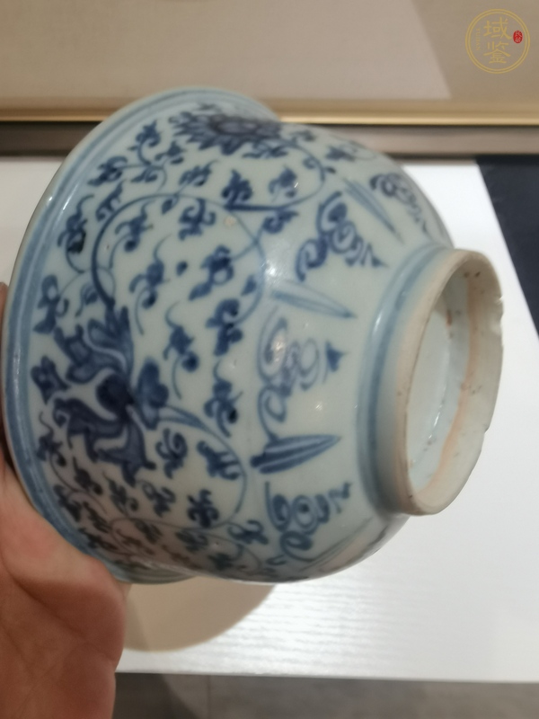 古玩陶瓷青花纏枝大碗真品鑒賞圖