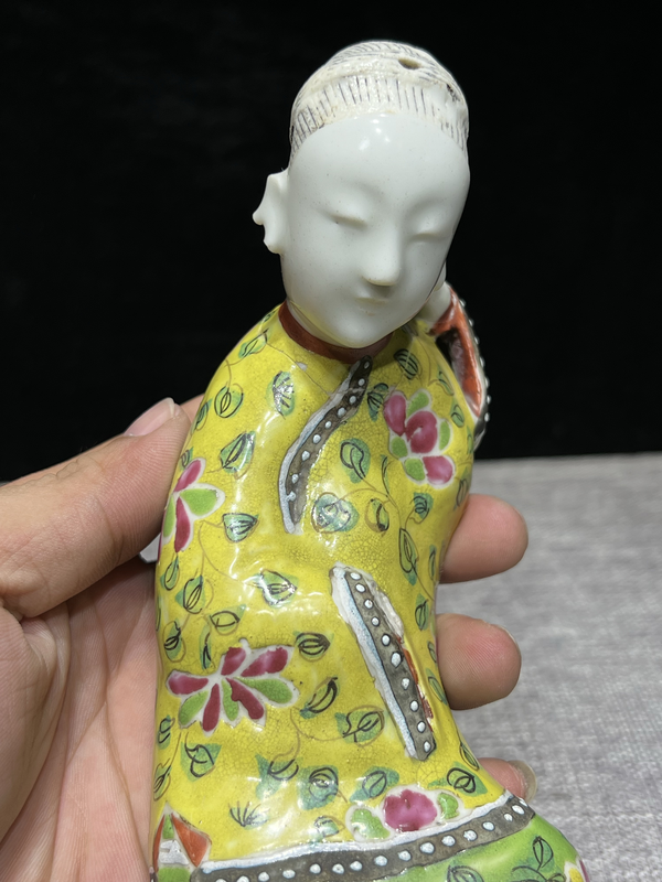 古玩陶瓷粉彩崔鶯鶯瓷塑拍賣,當前價格980元