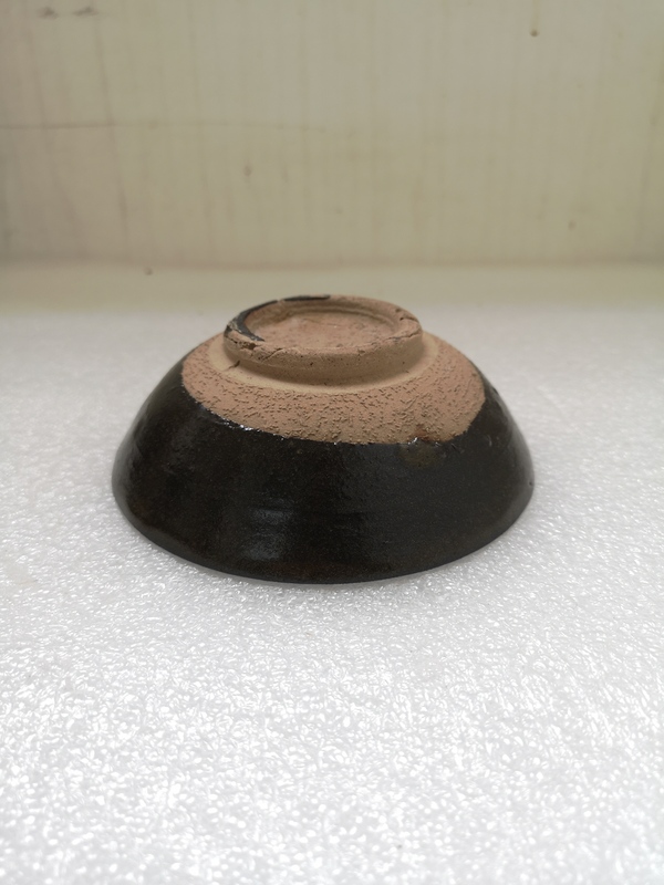 古玩陶瓷清早期褐釉碗拍賣,當前價格456元
