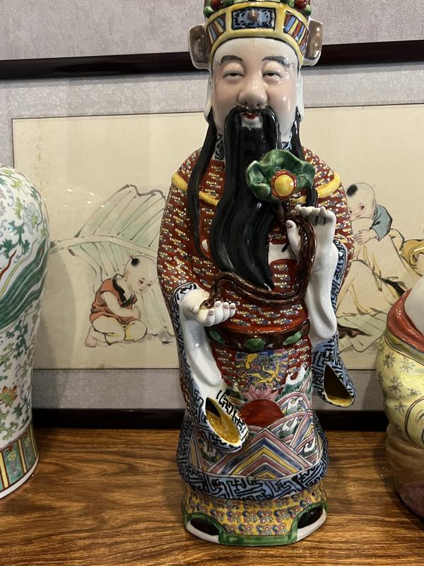 古玩陶瓷粉彩塑像拍賣,當前價格40000元