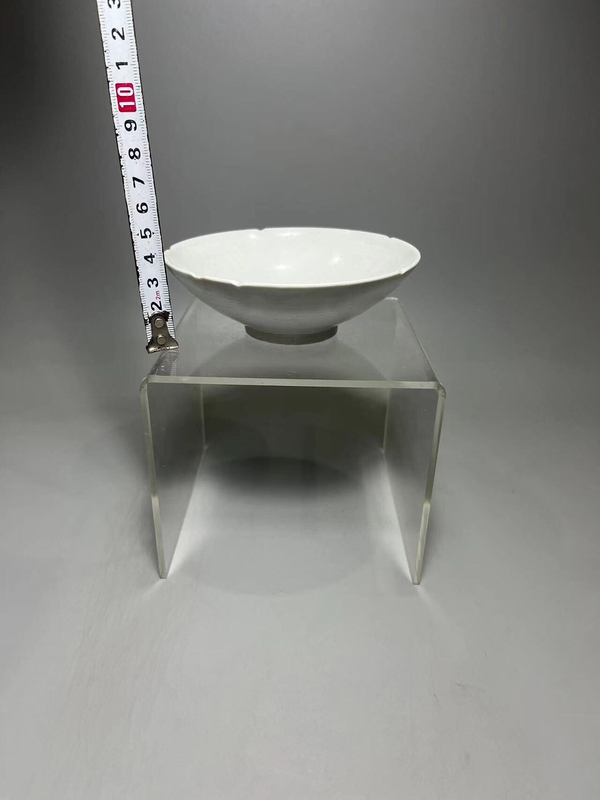 古玩陶瓷精品邢窯宋代白釉花口盞拍賣,當(dāng)前價(jià)格6888元
