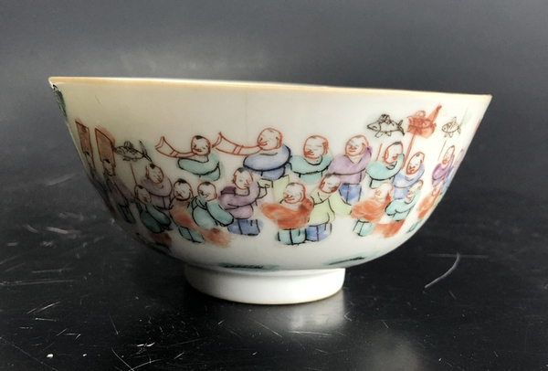 古玩陶瓷粉彩百子鬧春紋晚拍賣,當前價格5000元