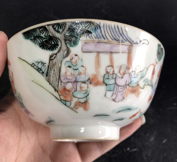 古玩陶瓷粉彩百子鬧春紋晚拍賣,當前價格5000元