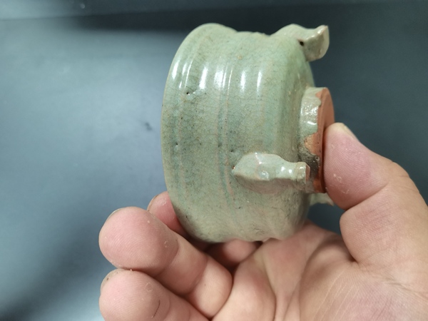 古玩陶瓷明代龍泉三足爐拍賣,當前價格4000元
