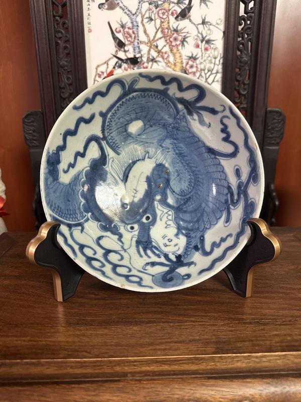 古玩陶瓷康熙青花過墻龍紋碗拍賣,當前價格2650元