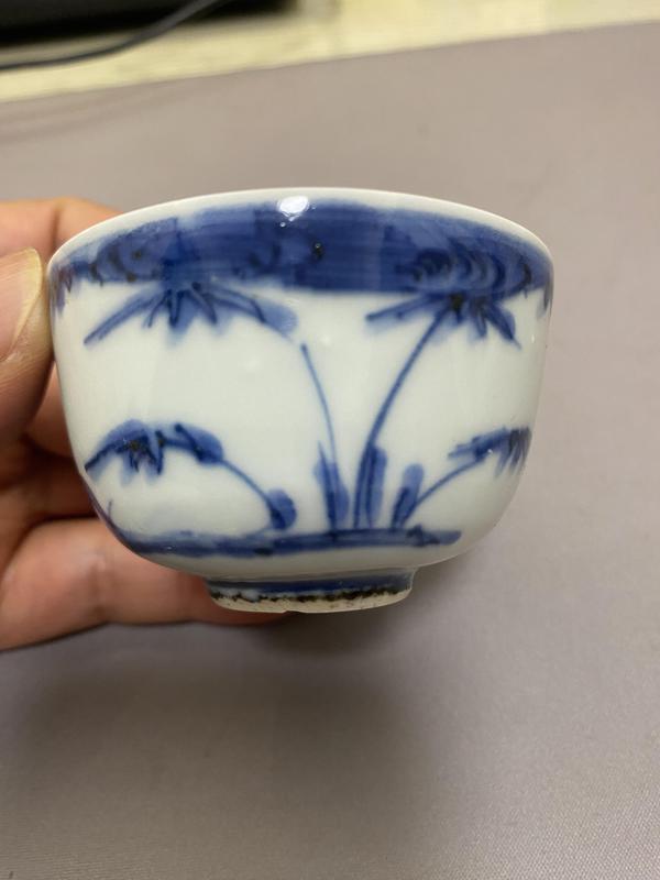 古玩轉(zhuǎn)賣花鳥(niǎo)紋青花杯拍賣，當(dāng)前價(jià)格998元