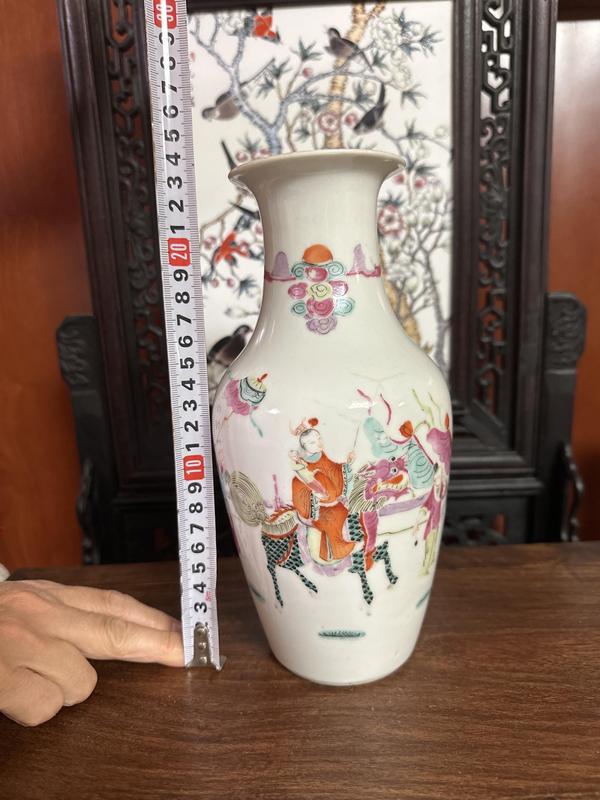 古玩陶瓷粉彩麒麟送子瓶拍賣,當前價格3680元