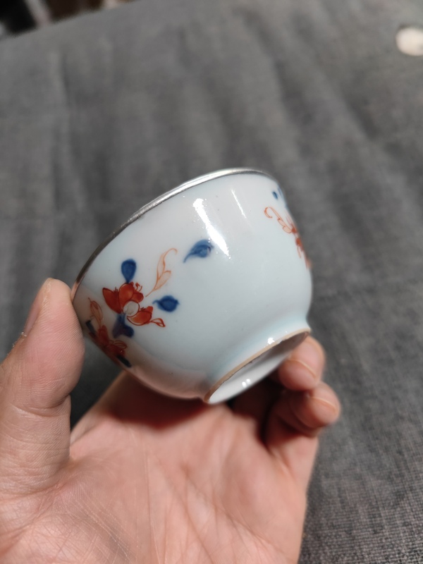 古玩陶瓷清康熙?青花礬紅紋花卉杯拍賣,當前價格2300元