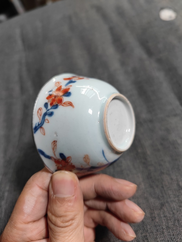 古玩陶瓷清康熙?青花礬紅紋花卉杯拍賣,當前價格2300元