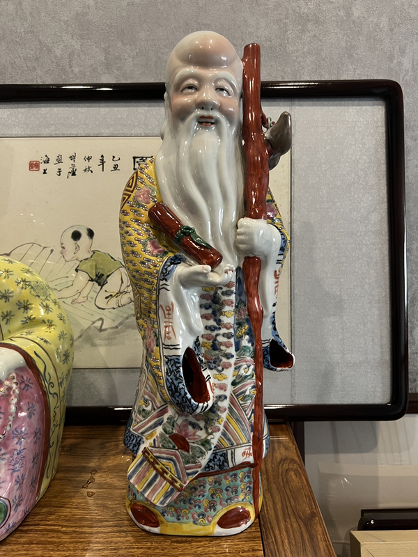 古玩陶瓷粉彩塑像拍賣,當前價格40000元