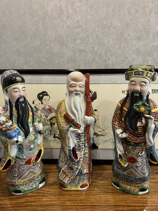 古玩陶瓷粉彩塑像拍賣,當前價格40000元