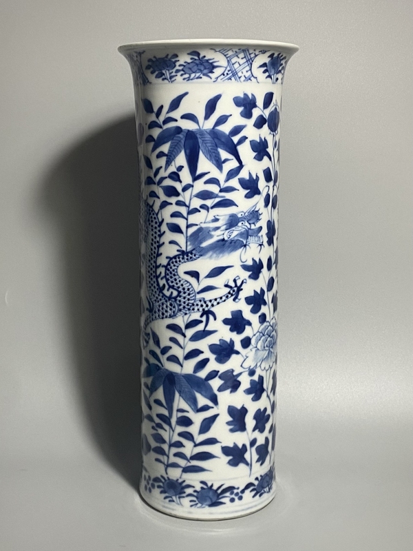 古玩陶瓷青花龍穿牡丹花卉紋花觚箭筒瓶拍賣(mài),當(dāng)前價(jià)格5880元