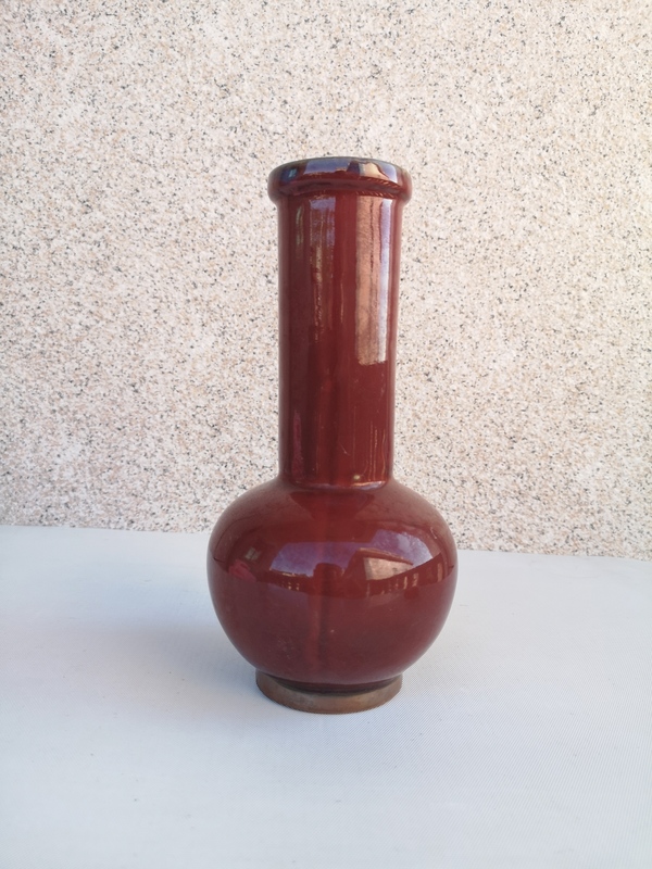 古玩陶瓷紅釉瓶拍賣,當(dāng)前價(jià)格450元